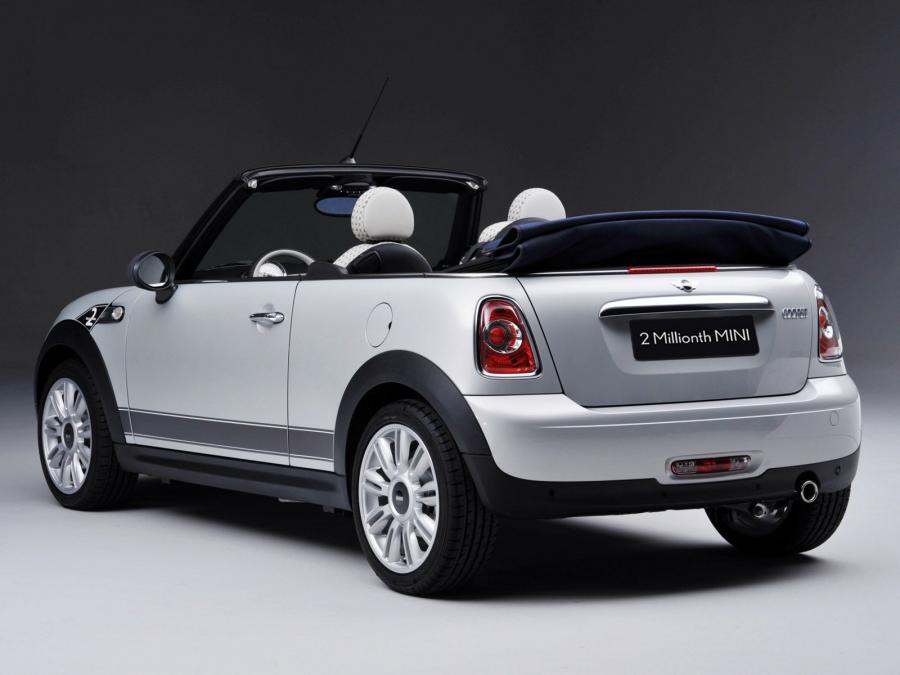  Mini Cooper Cabrio 2 Millions 2011 года  (фото 11 из 12)